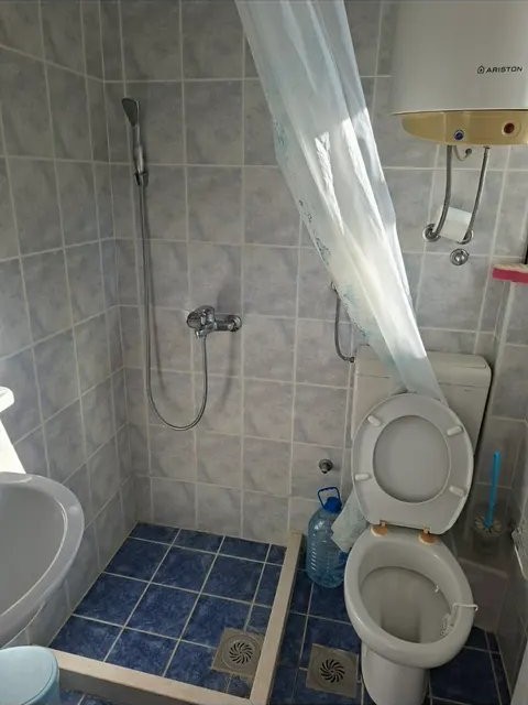 Apartman 1 — kupatilo